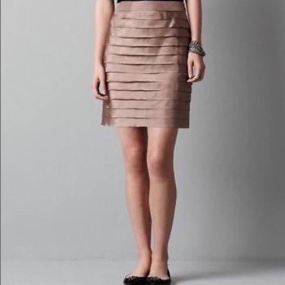 LOFT | Tiered Silk Pleated Skirt | Size 4